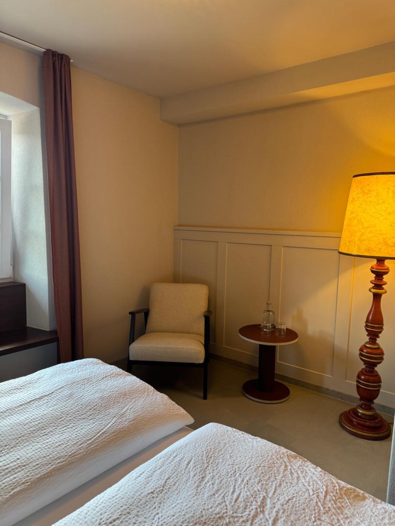Wallerei Hotel *